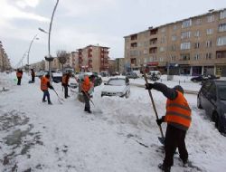 Aziziye’de kar seferberliği