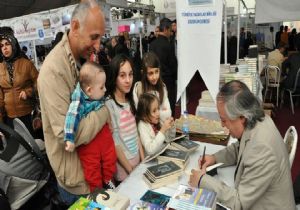 TYB standı ilgi odağı oldu