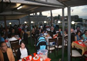 Erzurum’dan Çat’a iftar coşkusu