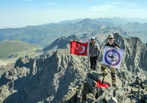 ODAK’lı dağcılar Kaçkar’ın zirvesinde