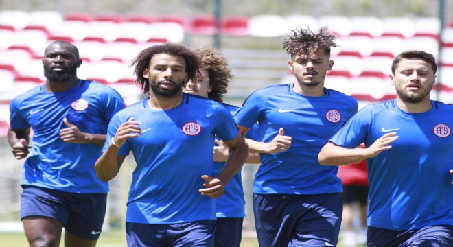 Antalyaspor Palandöken’de enerji depoladı