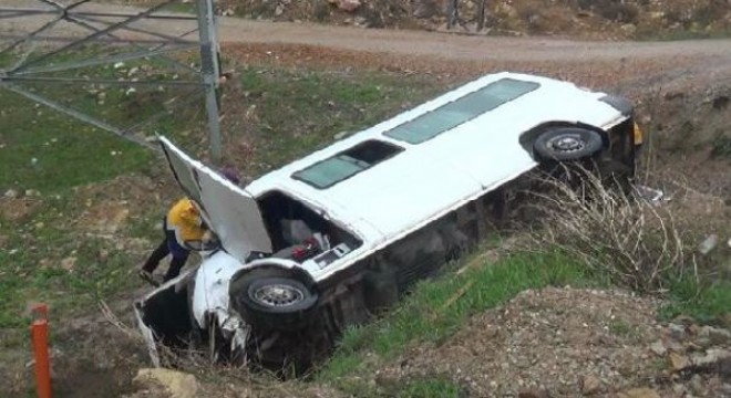 Bayburt yolunda trafik kazası: 12 yaralı