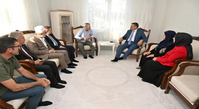 Çiftçi’den şehit Gençoğlu’nun ailesine ziyaret