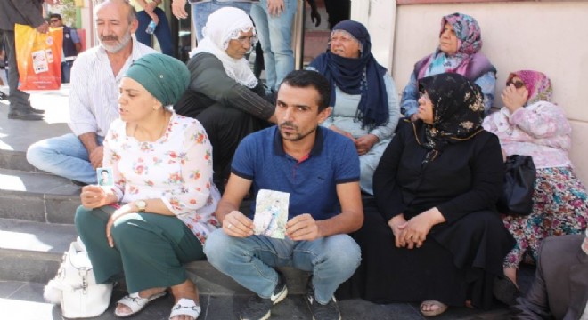 HDP önünde eylem yapan aile sayısı 17’ye yükseldi