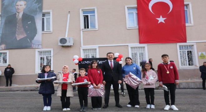 Karayazı'da milli coşku