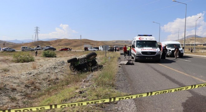 Oltu'da feci trafik kazası