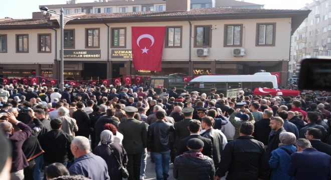 Şehid Sayın tekbirlerle uğurlandı