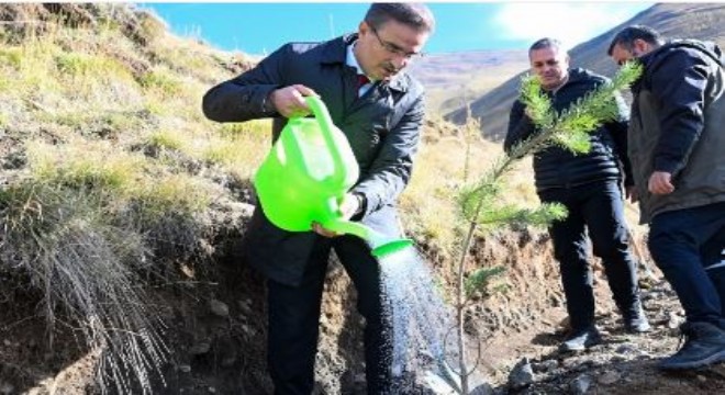 Şehit Savcı Kıraz'a vefa