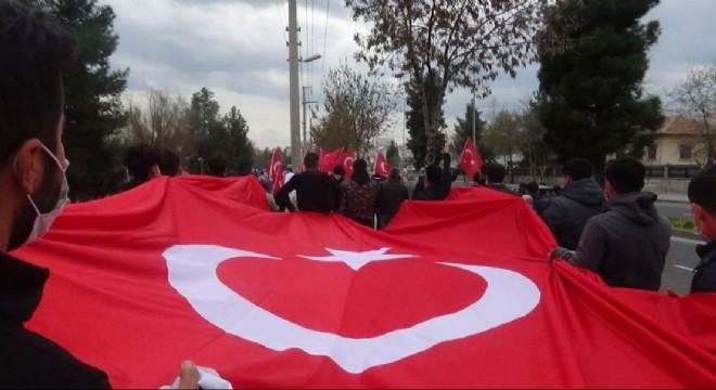 Şehit yakınları kahrolsun PKK sloganlarıyla yürüdü