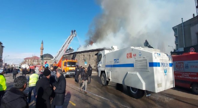 Taşambarlar’da yangın söndürüldü