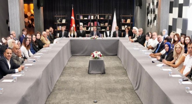Tekin öğretmenlere seslendi