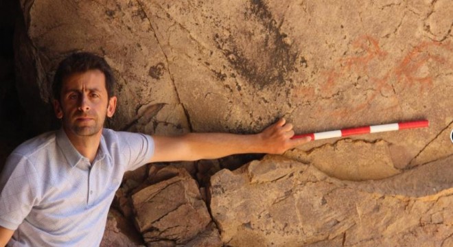 Tortum’da 8 bin yıllık kaya resmi bulundu