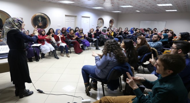 Yakutiye GM den Doktor adaylarına işaret dili eğitimi