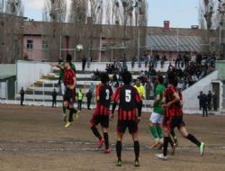 Karsspor: 0 Erzincanspor: 0