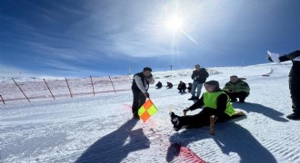 8 ilden 52 sporcu Erzurum Kızağında yarıştı