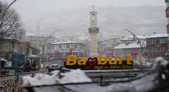 Bayburt'ta kar tatili bir gün daha uzatıldı
