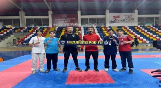 Büyükşehir Belediyesi kick boksçuları finalde