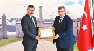 Erzurum Valiliği ISO 14001 belgesi aldı