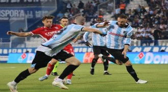 Erzurumspor Samsunspor'u puansız gönderdi