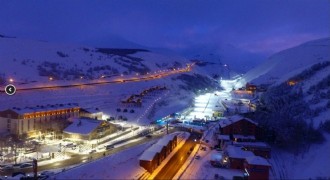 Palandöken'de gece kayağı keyfi