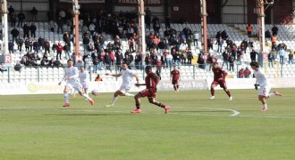 Trendyol 1. Lig: Bandırmaspor: 4 - Pendiksporspor: 1