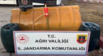 Yolcu otobüsünde kaçak akaryakıt ele geçirildi