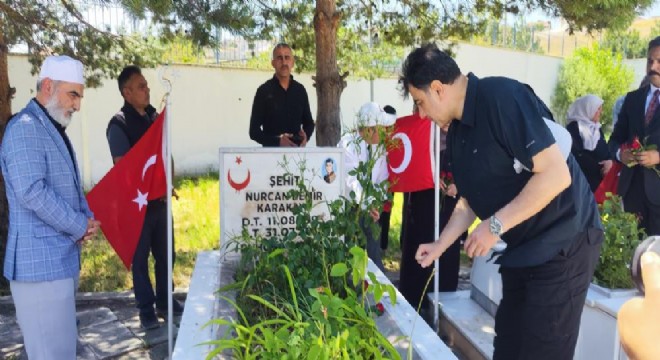 11 aylık Bedirhan bebek ve annesi dualarla anıldı