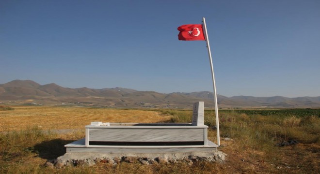 Meçhul şehidin kabri yenilendi