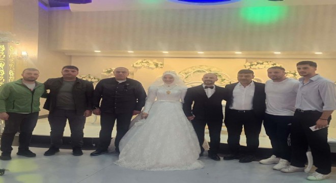 Milli sporcu Otçu dünya evine girdi