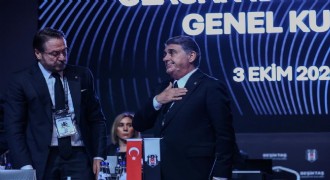 Beşiktaş yönetimi ibra edildi
