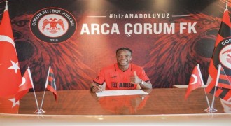 Çorum FK, Youssoufa Moukoko'yu renklerine bağladı