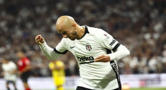 Vaclav Cerny, gollerine devam ediyor